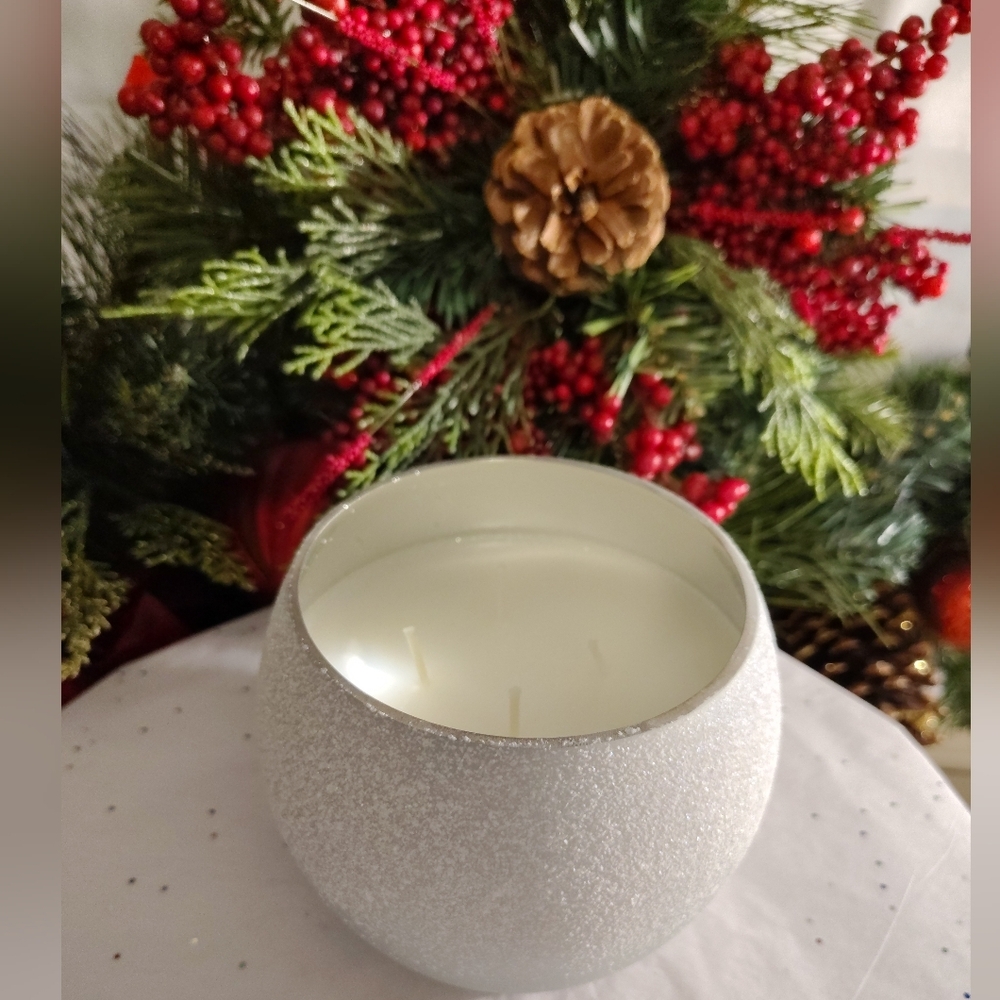 Frasier Fir Glitter Candle - 22 oz - Picture 6 of 9